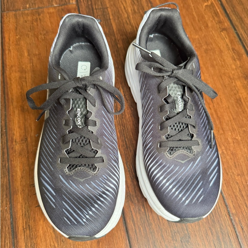 SALE!!! Hoka Navy/Black Athletic Shoes women size 6 Medium